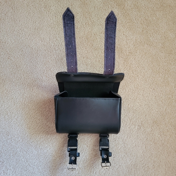 RARE Vintage Genuine Leather Silver Studded Motorcylce Quick Release Storage Bag - Picture 7 of 17